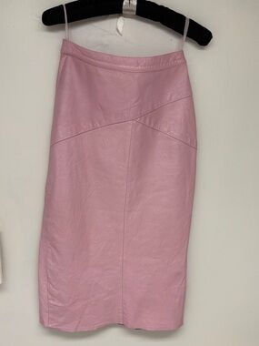 Petal Pink Vintage Leather Pencil Skirt by Suzelle